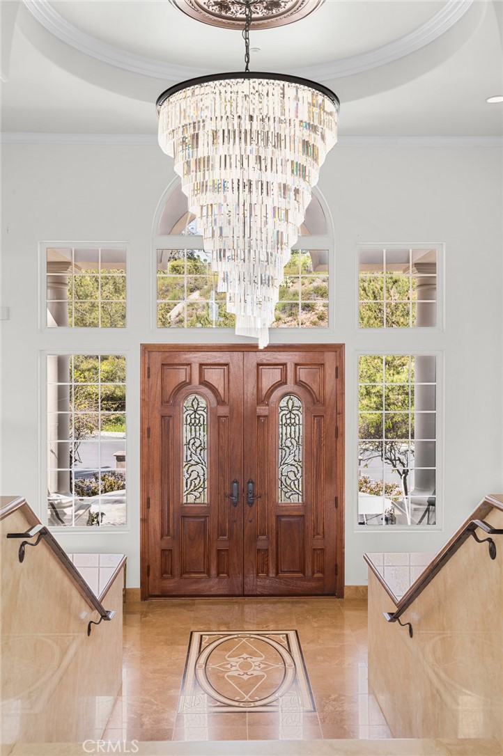 477 N Carlisle Place