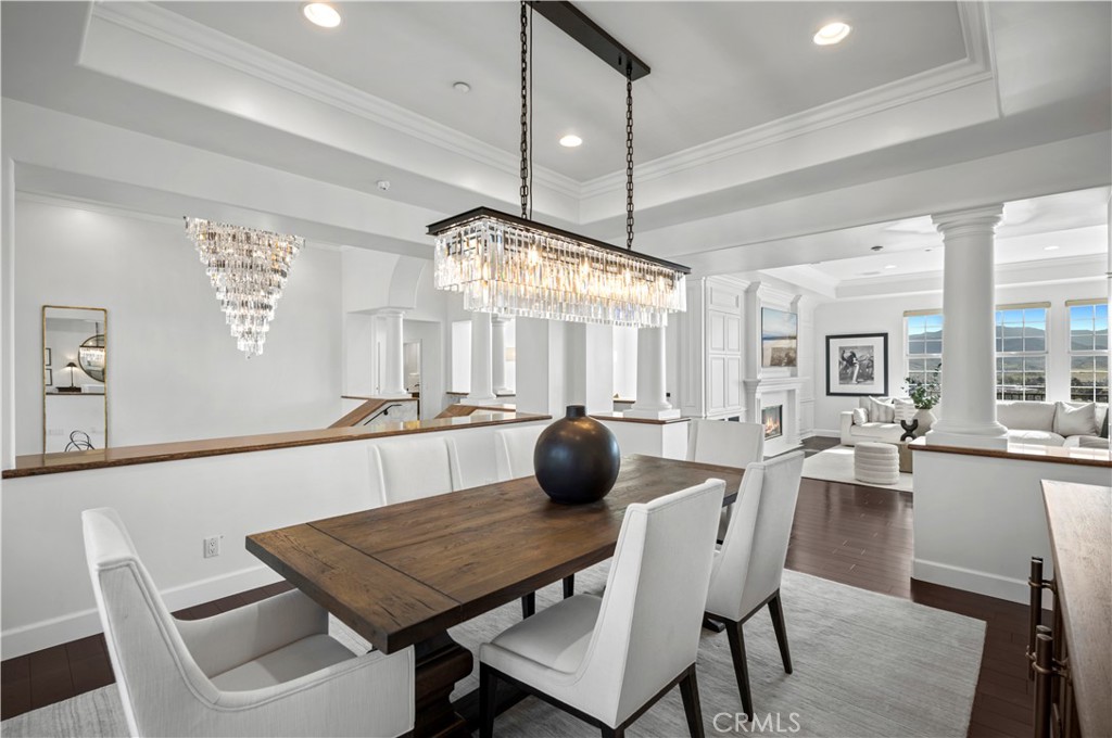 477 N Carlisle Place