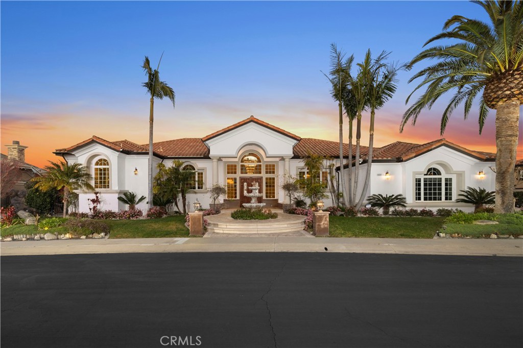 477 N Carlisle Place