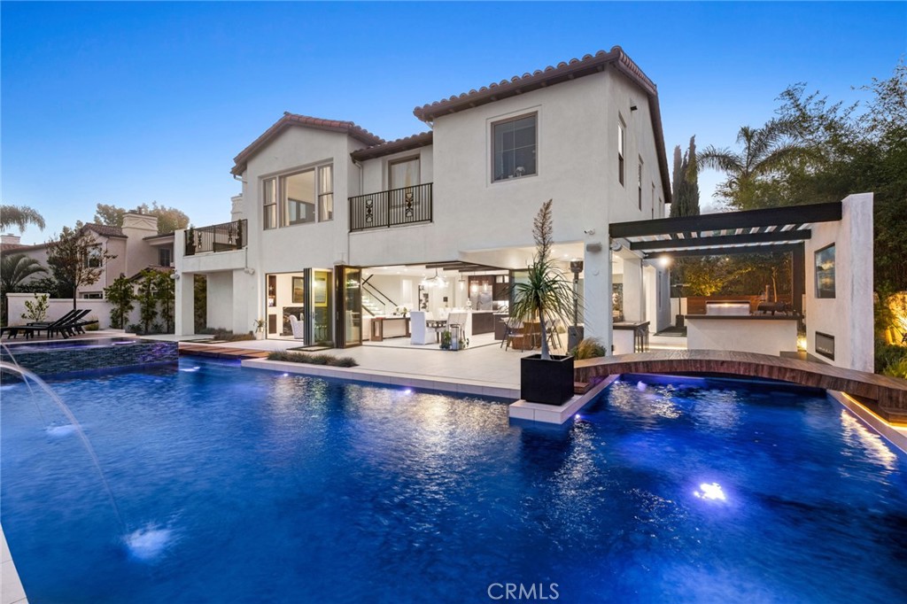 9 Coastal Canyon Drive