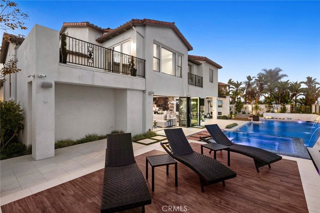 9 Coastal Canyon Drive