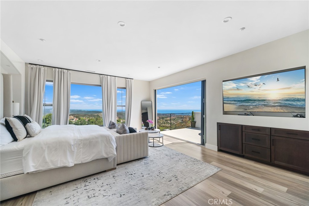 9 Coastal Canyon Drive