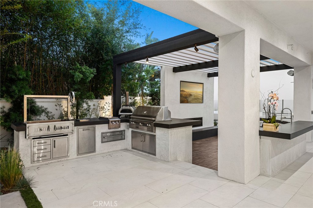 9 Coastal Canyon Drive