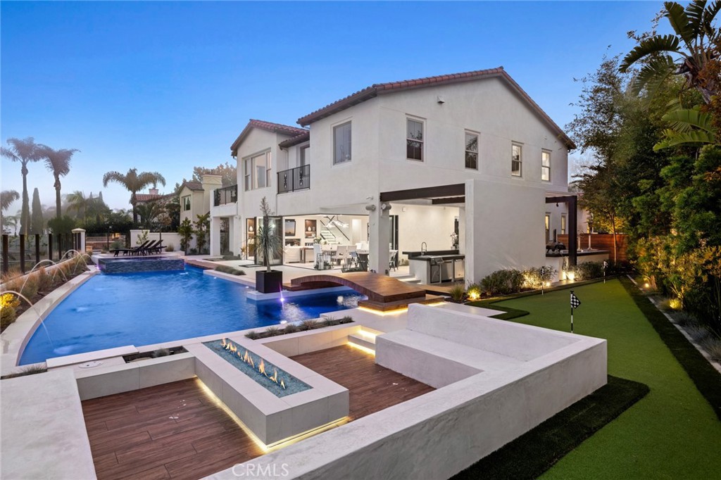 9 Coastal Canyon Drive