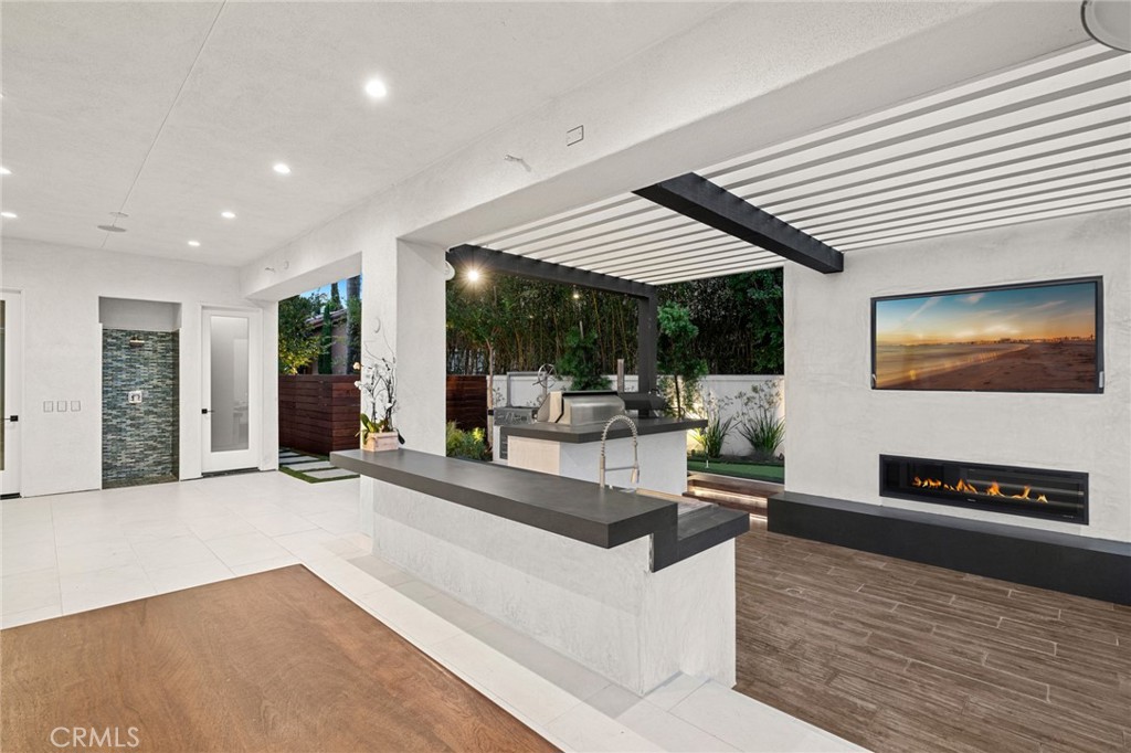 9 Coastal Canyon Drive