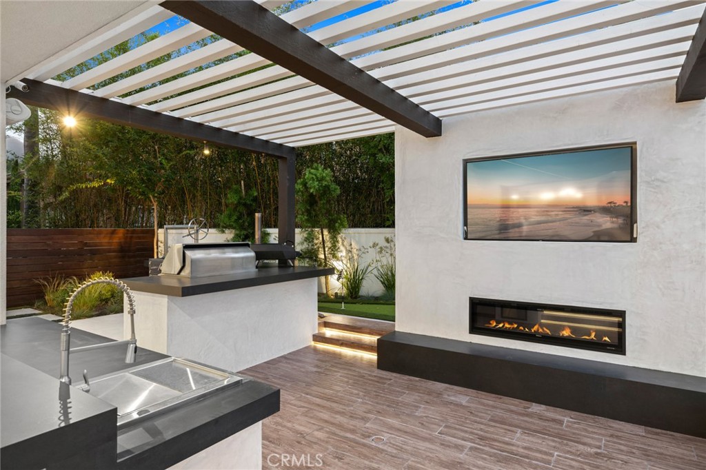 9 Coastal Canyon Drive