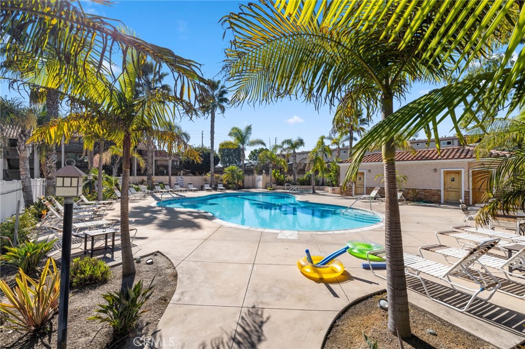 7671 Bay Drive 104