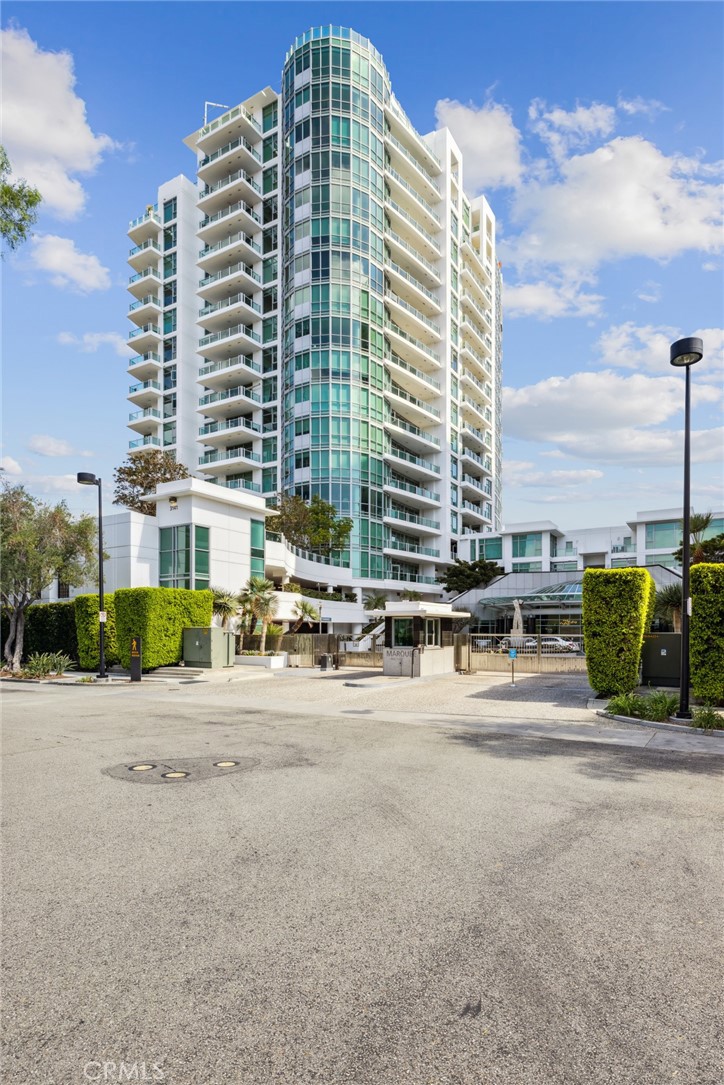 3141 Michelson Drive 1803