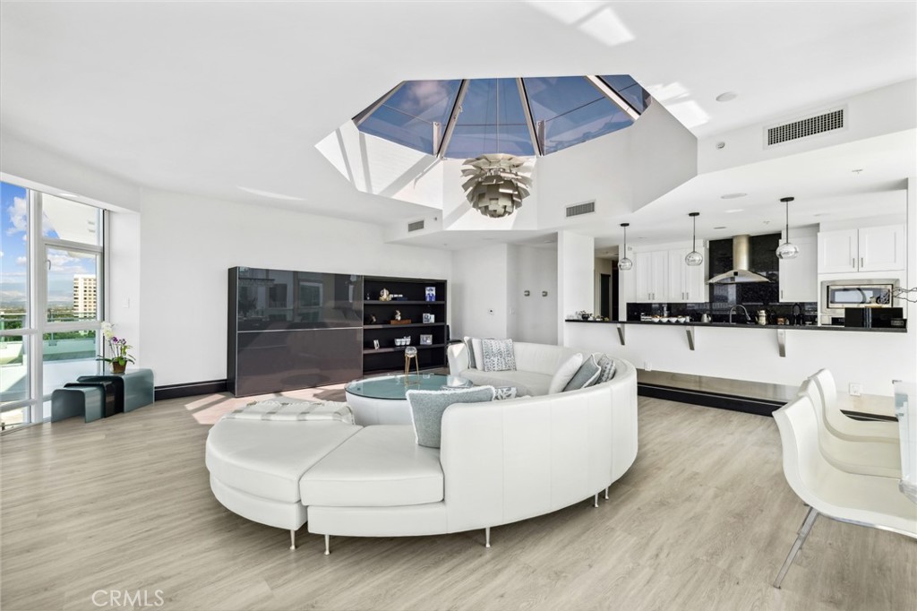 3141 Michelson Drive 1803