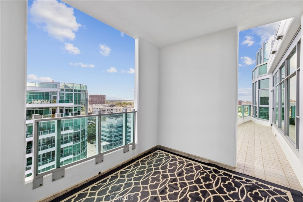 3141 Michelson Drive 1803