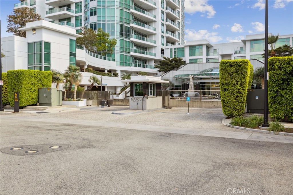 3141 Michelson Drive 1803