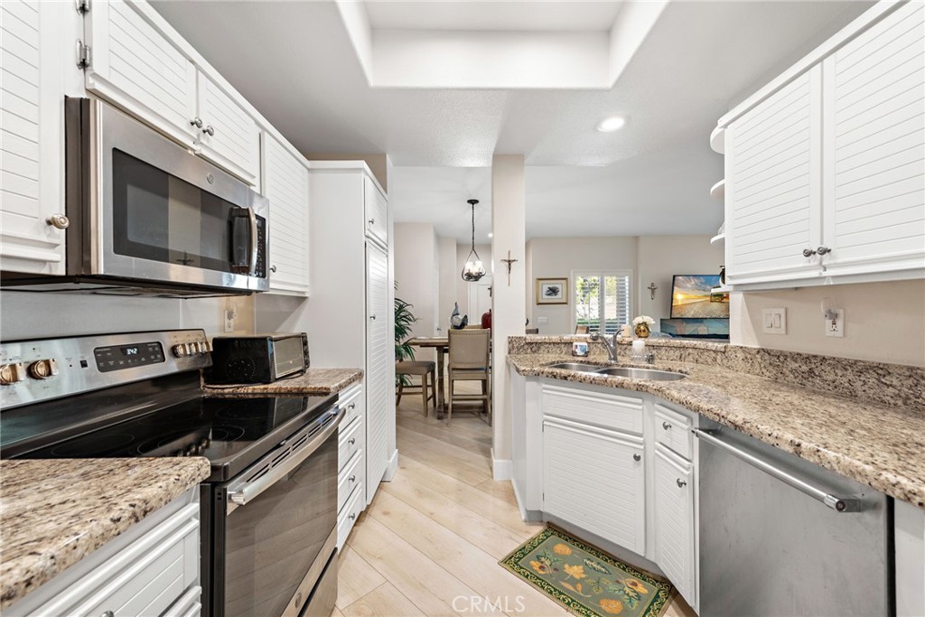 29 Baycrest Court 16