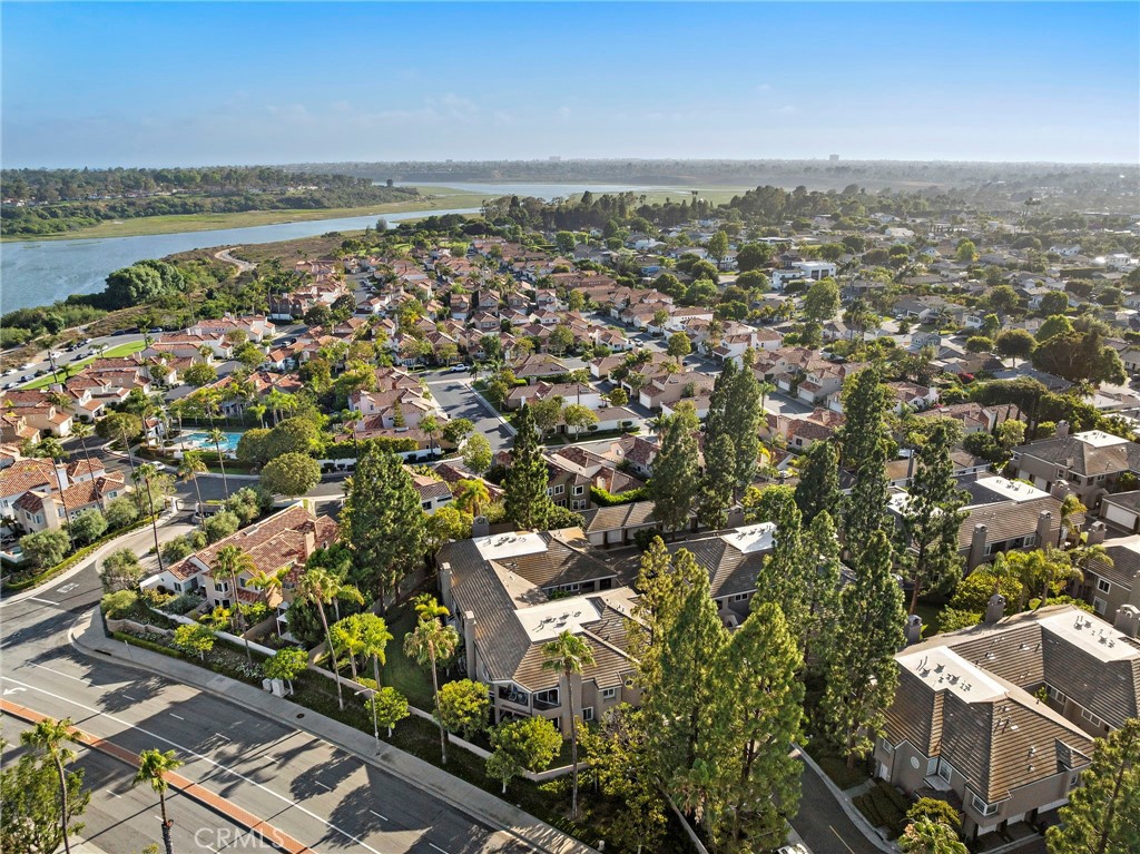 29 Baycrest Court 16