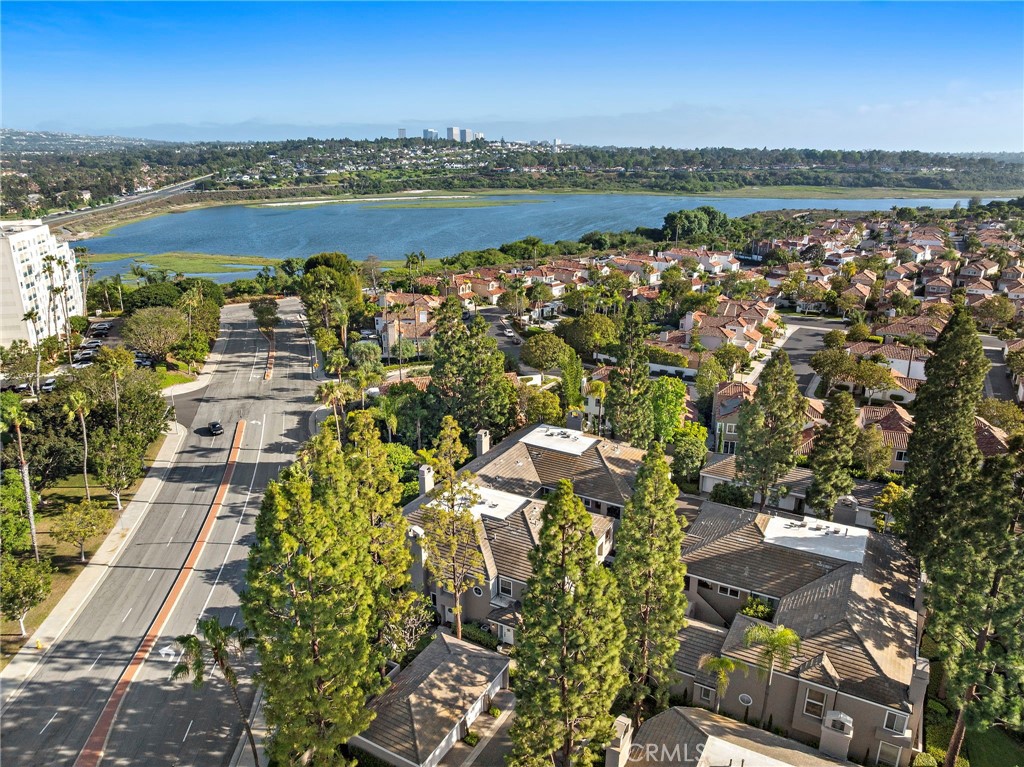 29 Baycrest Court 16