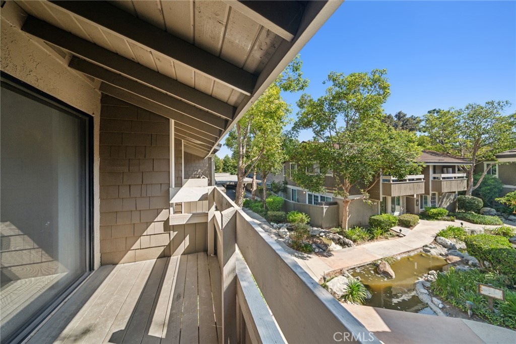 82 Streamwood