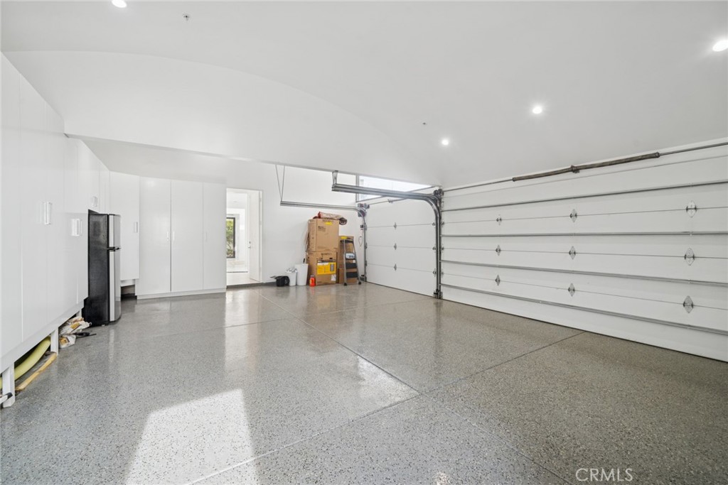 4607 Perham