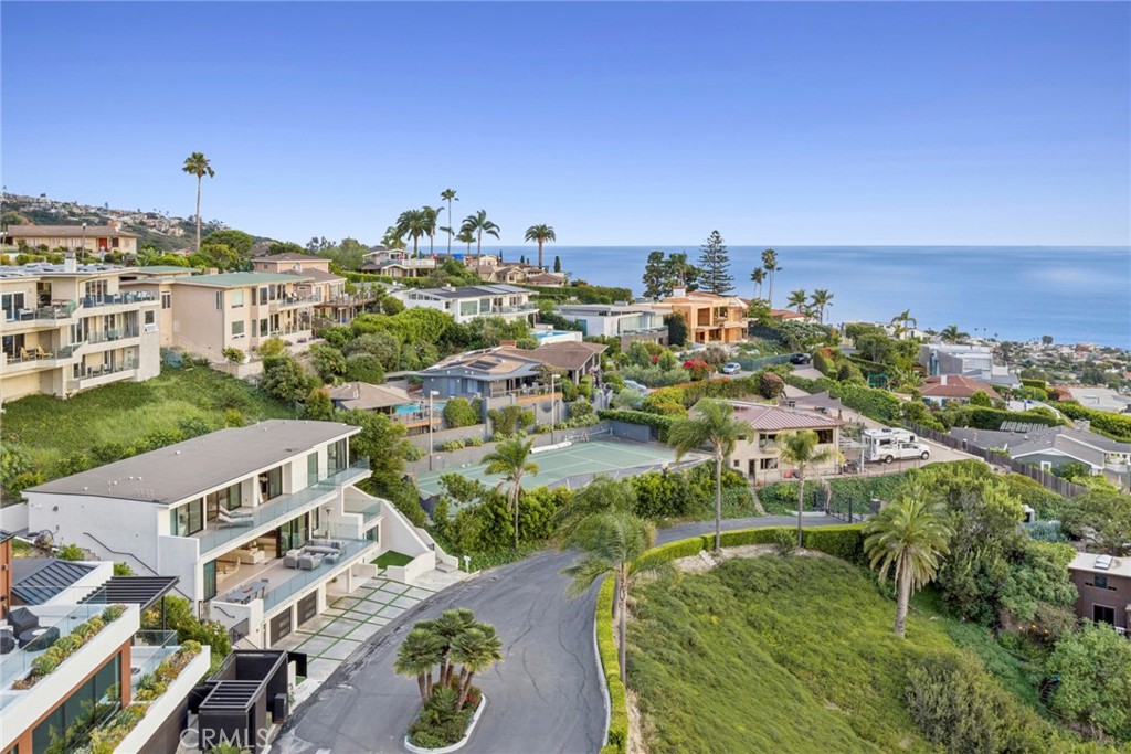 654 Canyon View