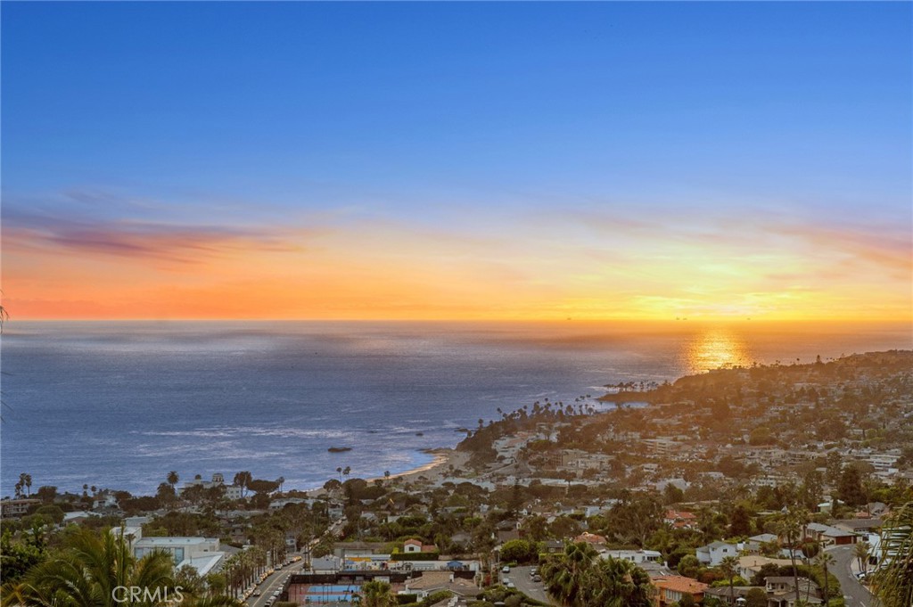 654 Canyon View