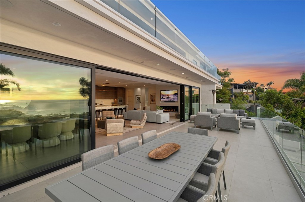 654 Canyon View