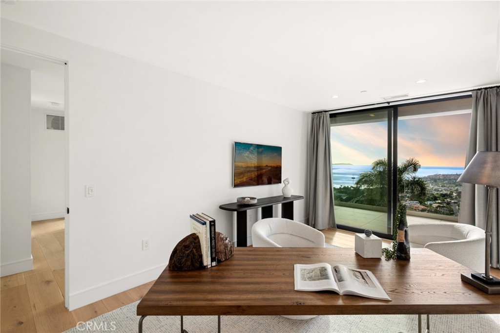 654 Canyon View