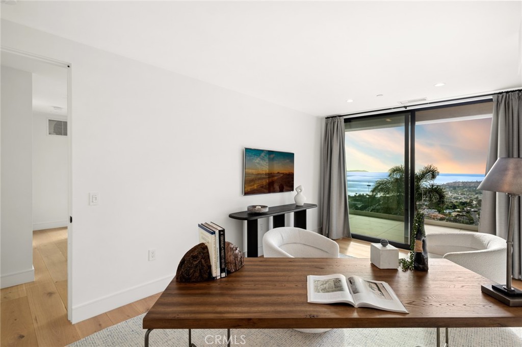 654 Canyon View
