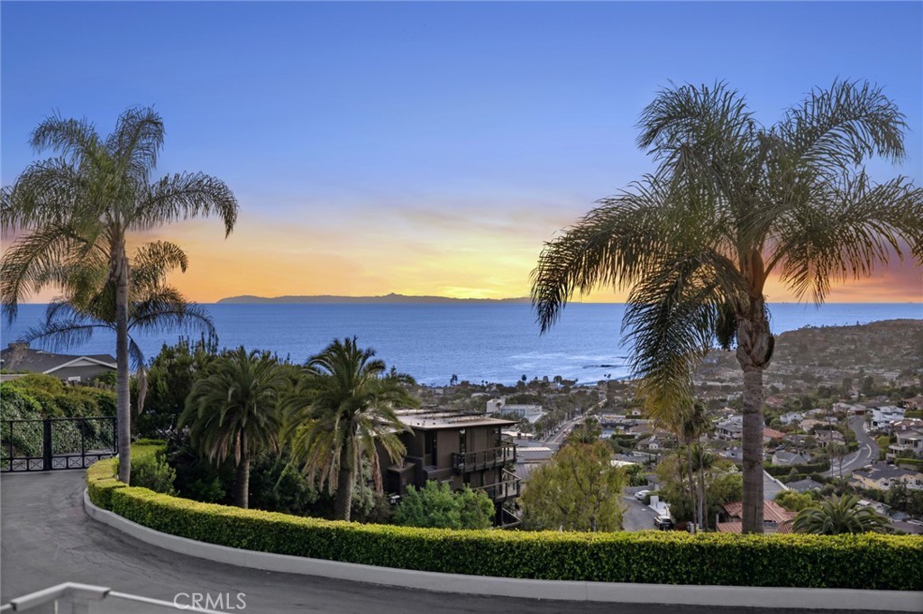 654 Canyon View