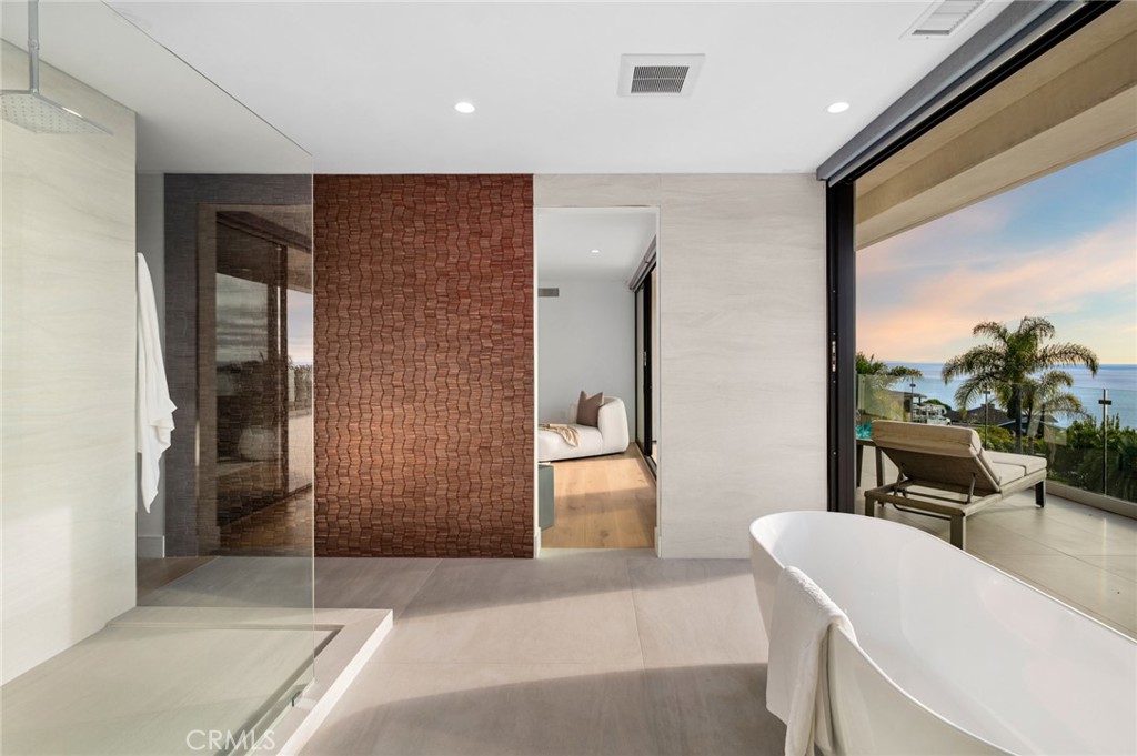 654 Canyon View