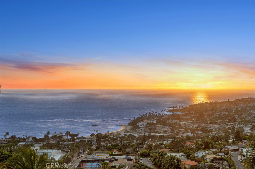 654 Canyon View