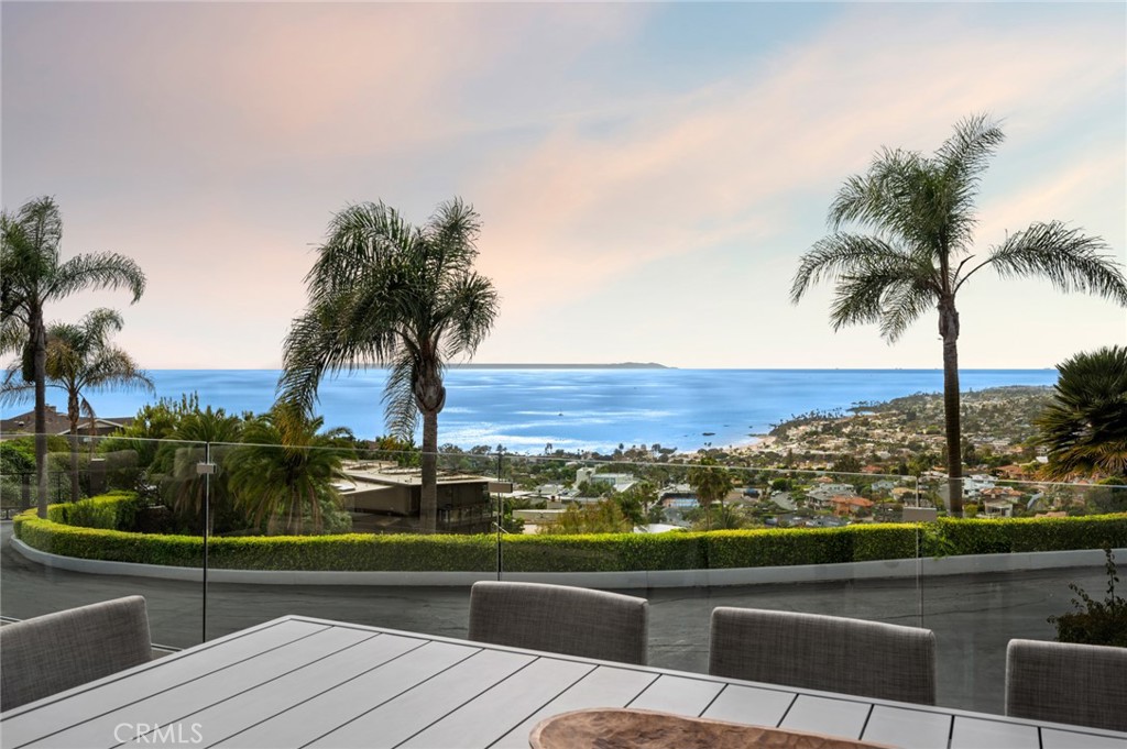 654 Canyon View