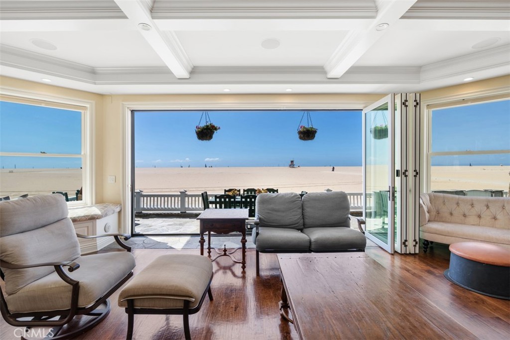 522 W Oceanfront