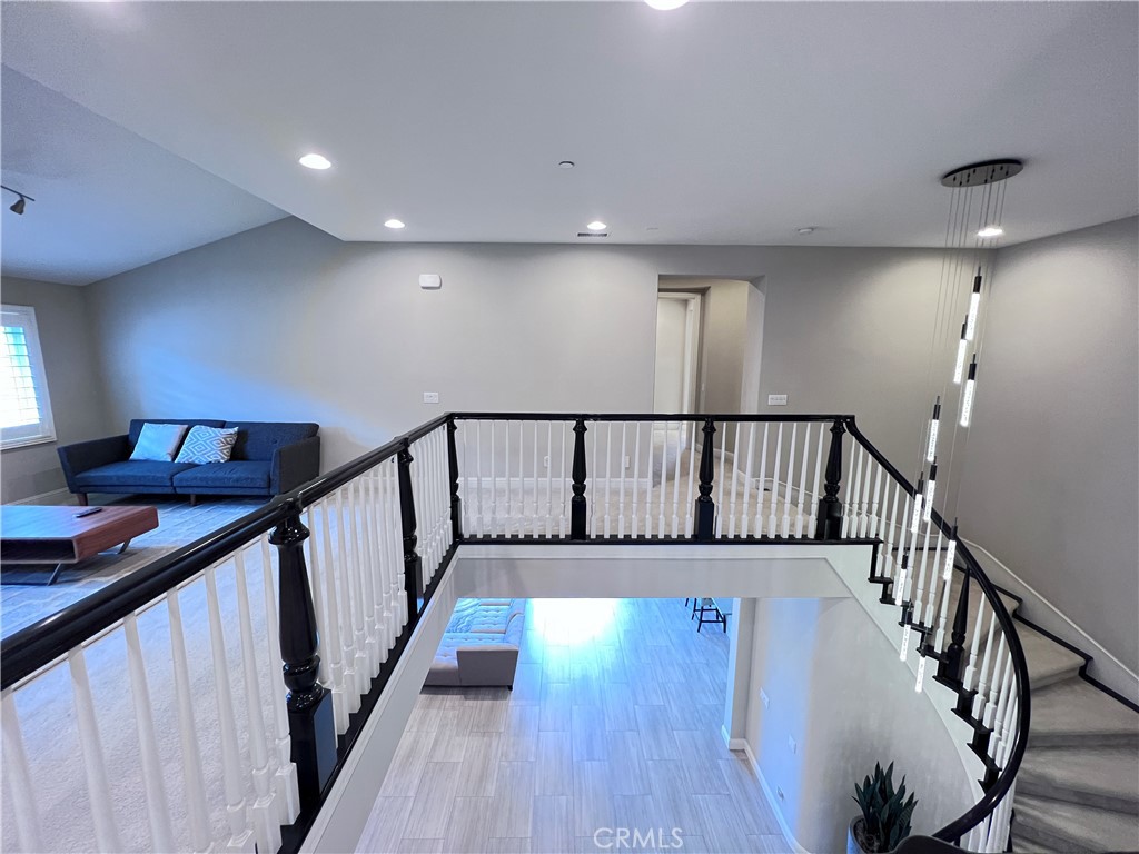 111 Gardenview