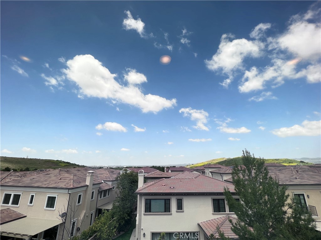 111 Gardenview