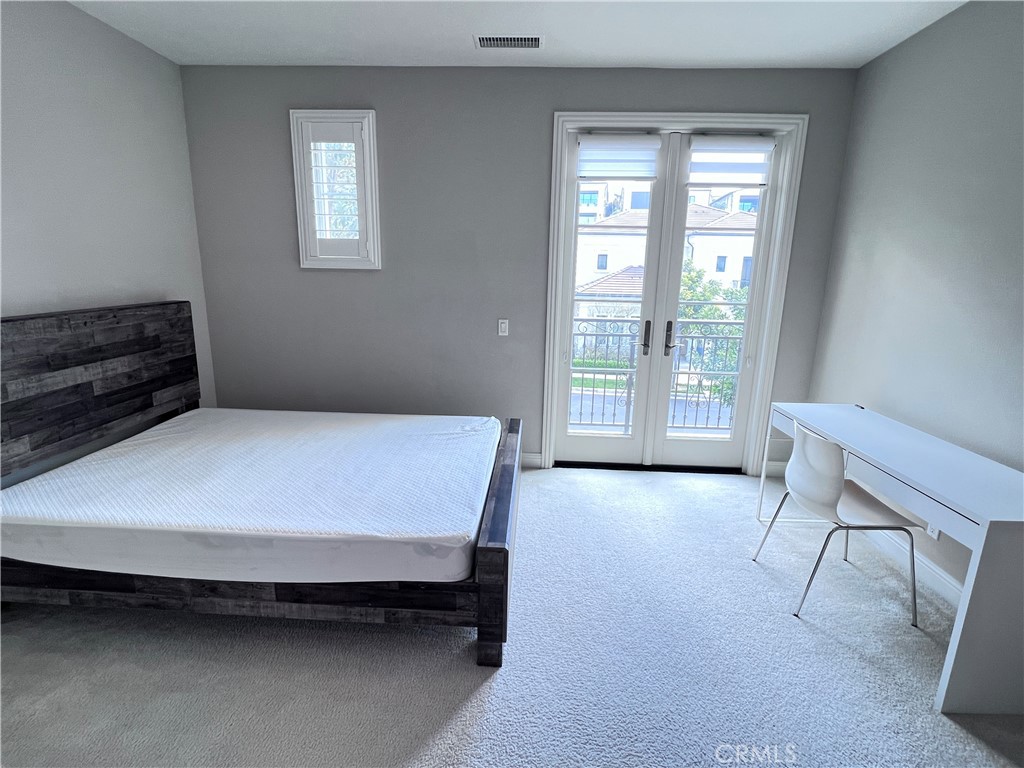 111 Gardenview