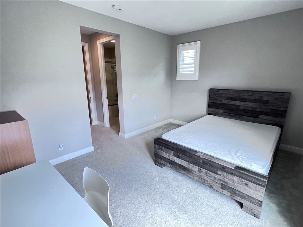 111 Gardenview