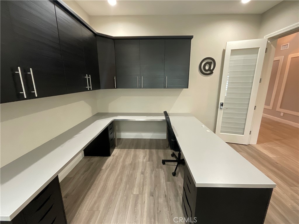 111 Gardenview