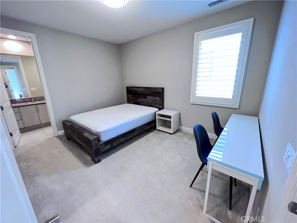 111 Gardenview
