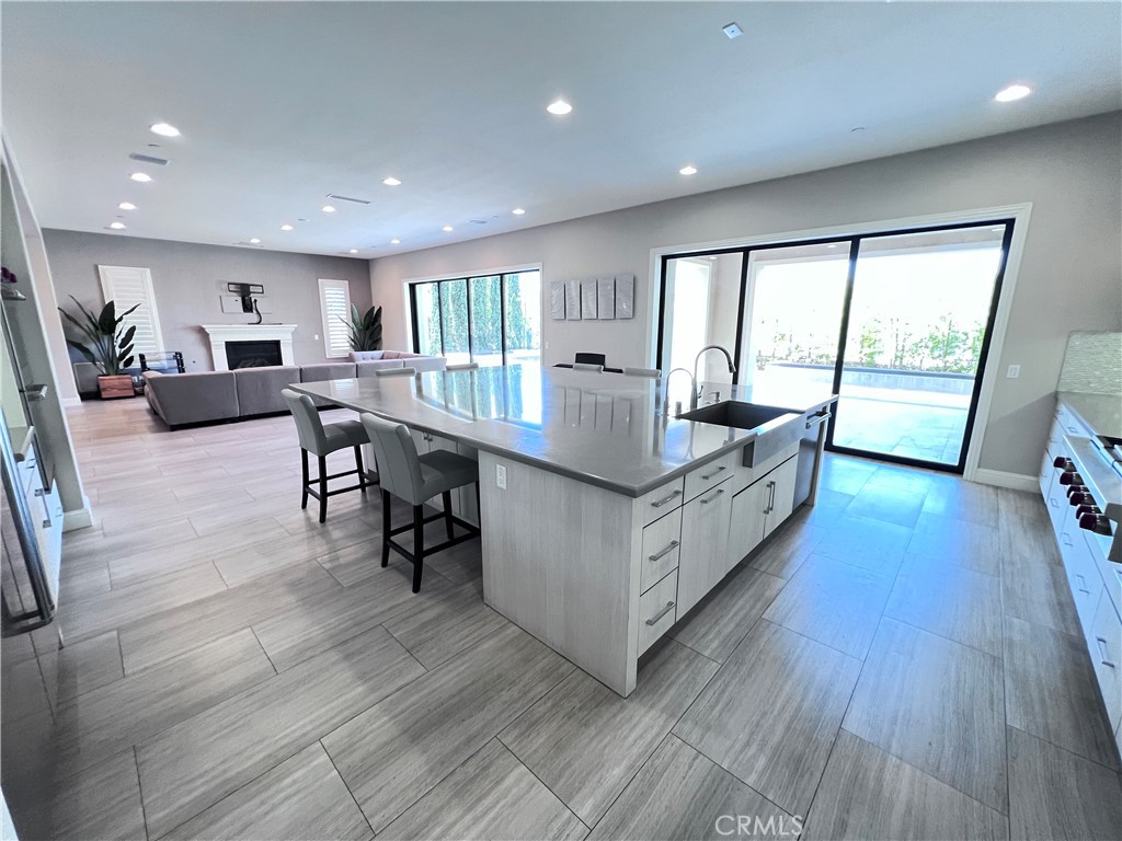 111 Gardenview