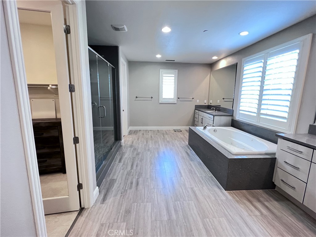 111 Gardenview