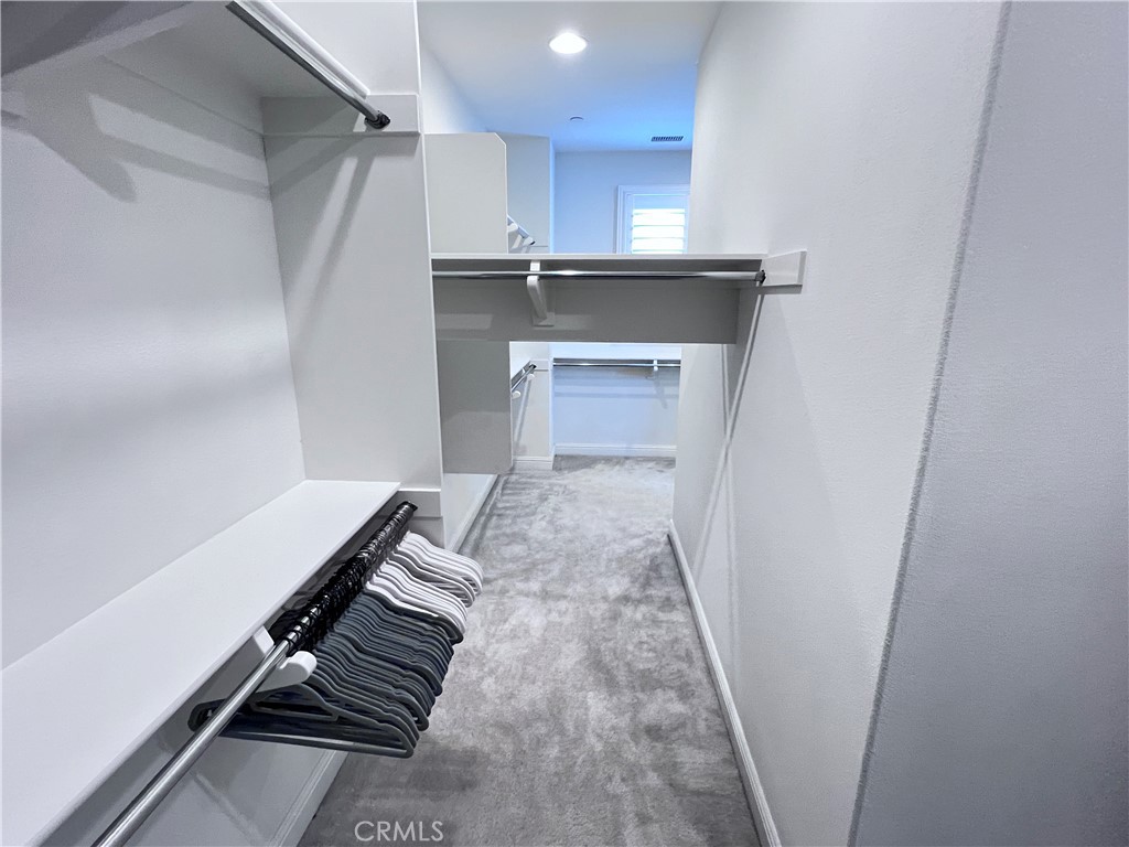 111 Gardenview