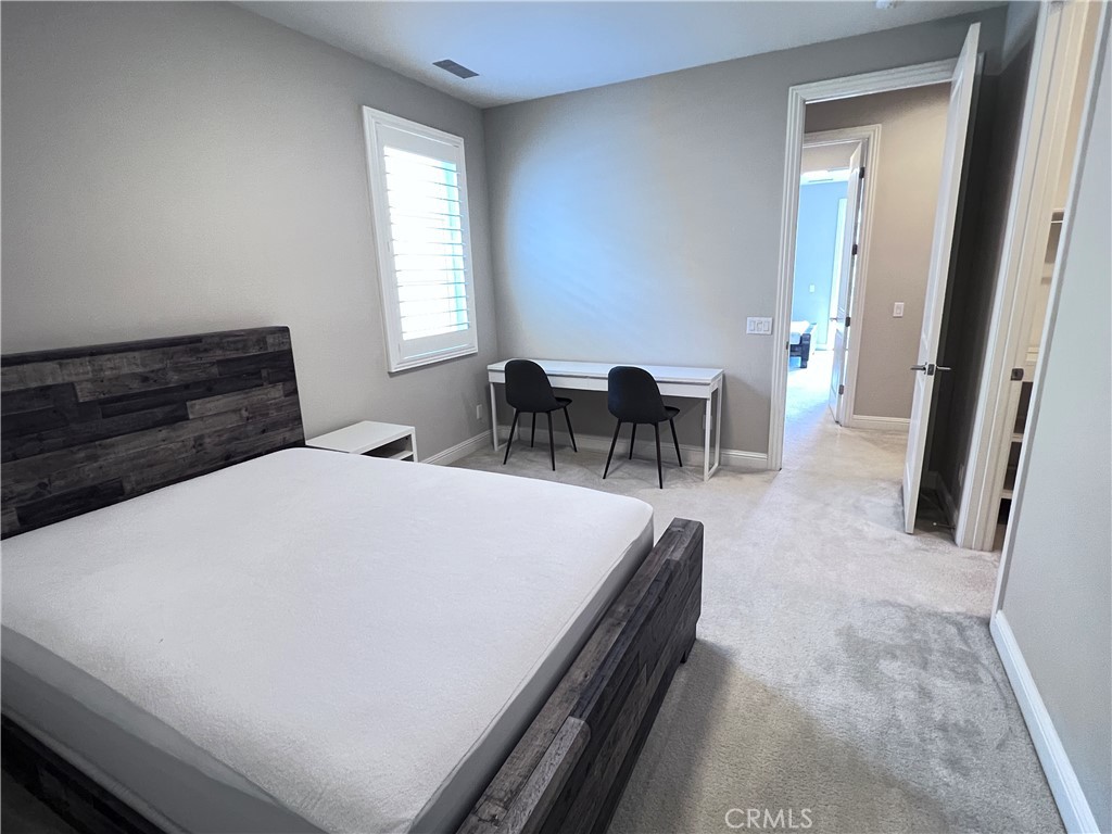 111 Gardenview