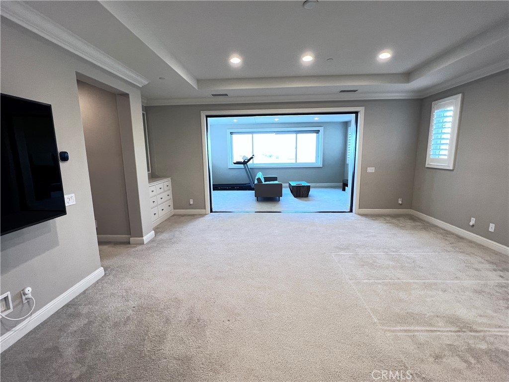111 Gardenview