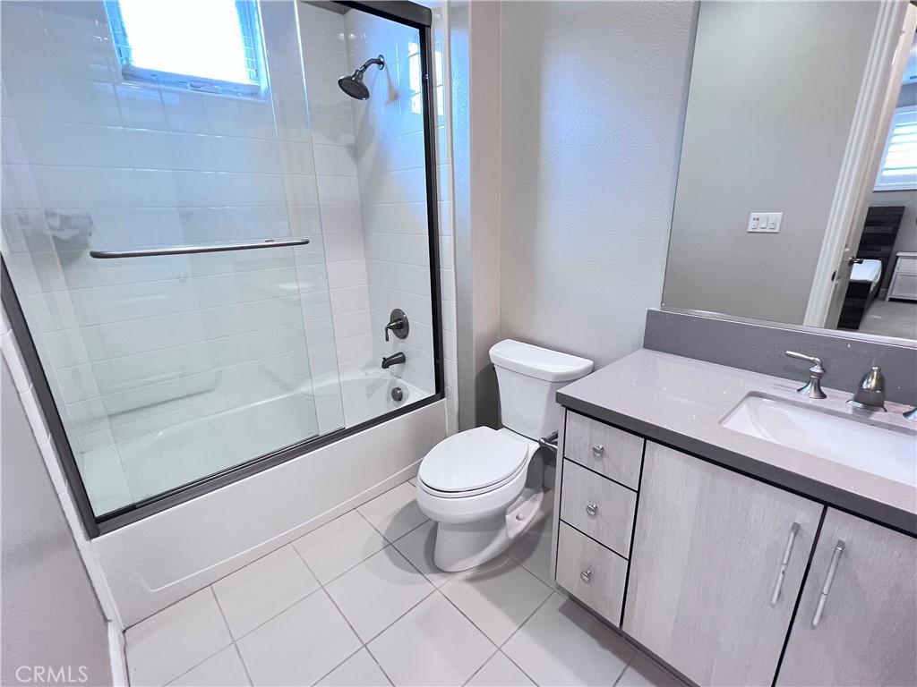 111 Gardenview