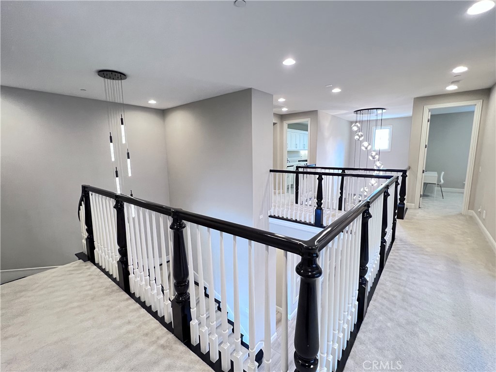 111 Gardenview