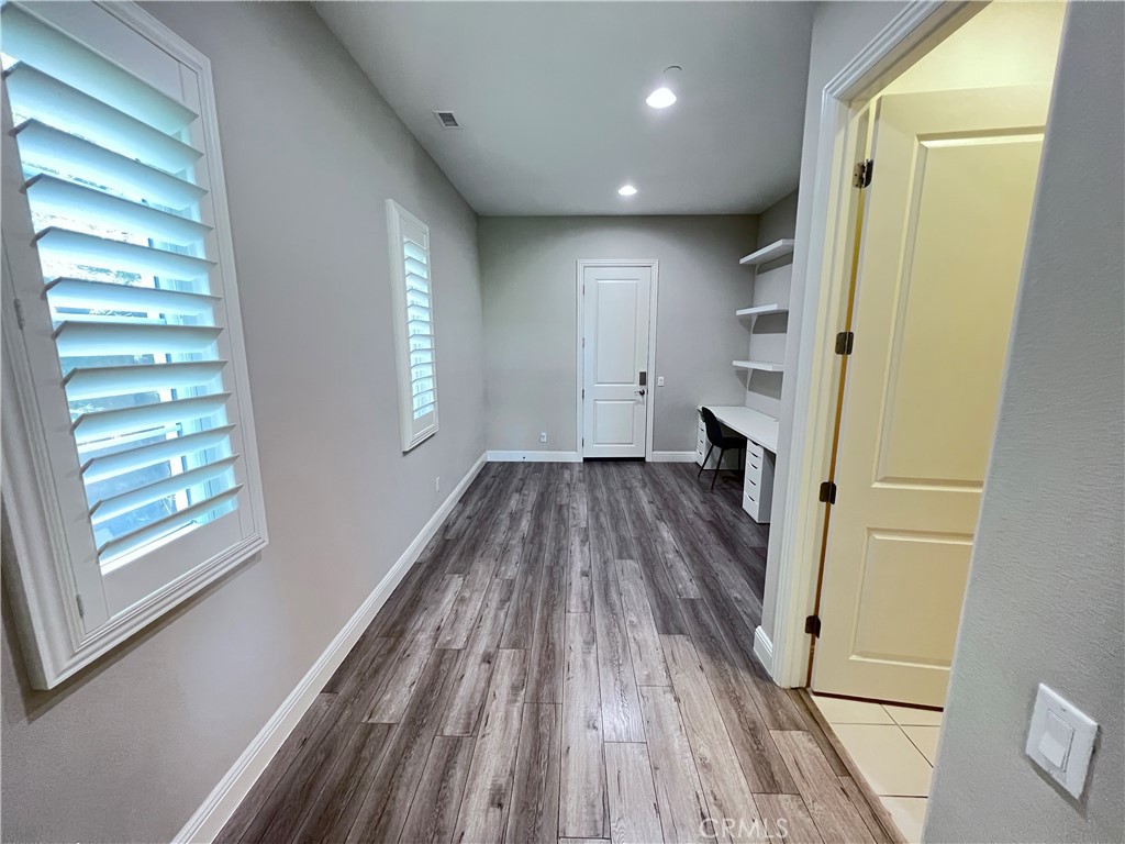 111 Gardenview