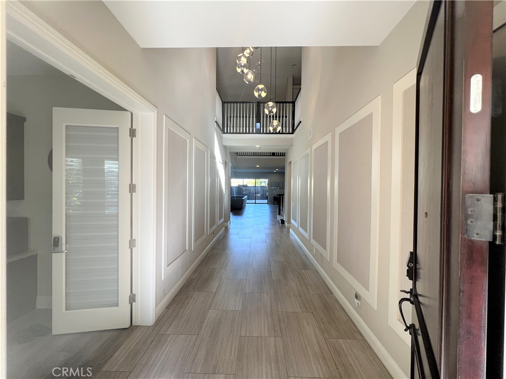 111 Gardenview