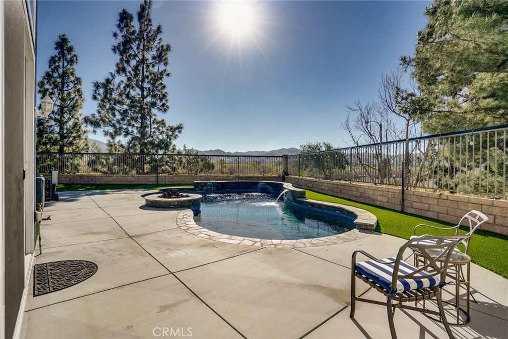5761 John Bixby Lane