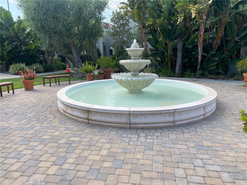 4852 Tiara Drive 204