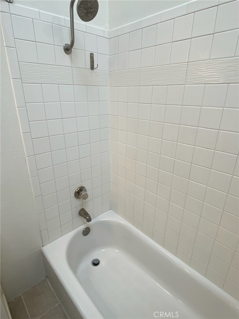 4852 Tiara Drive 204