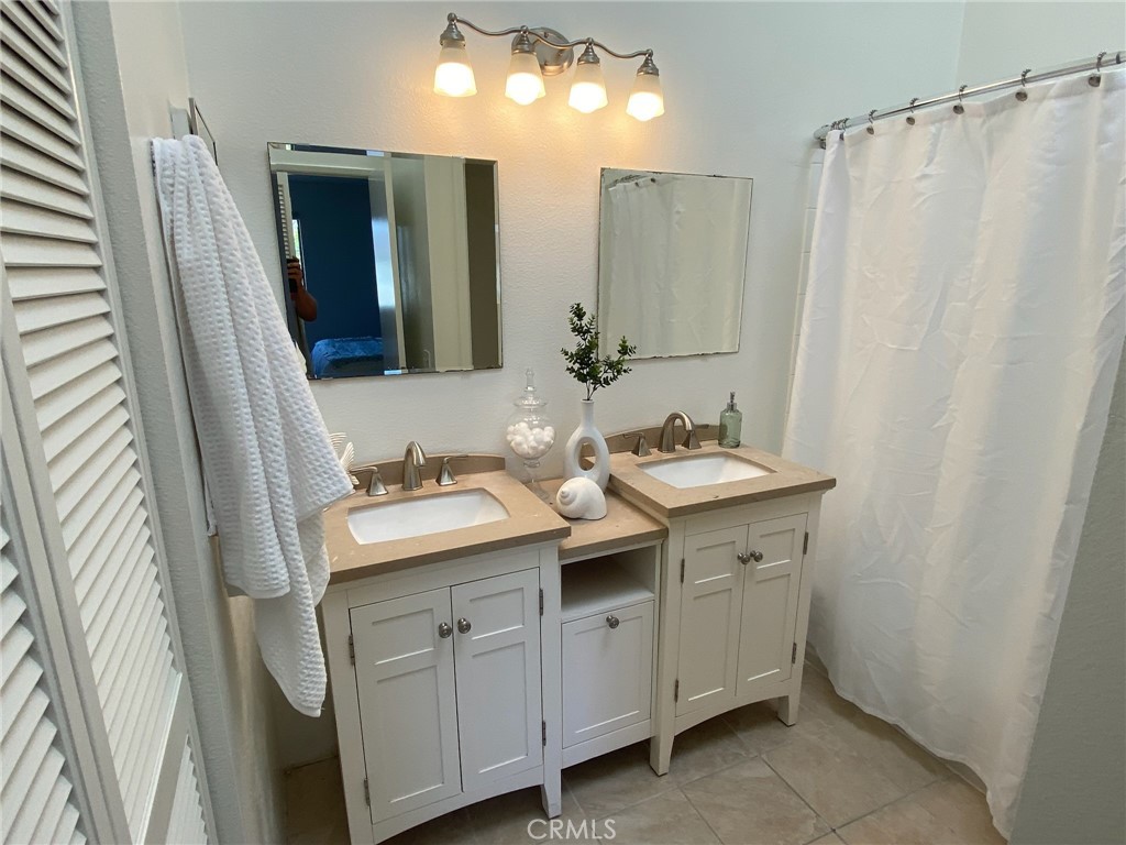 4852 Tiara Drive 204