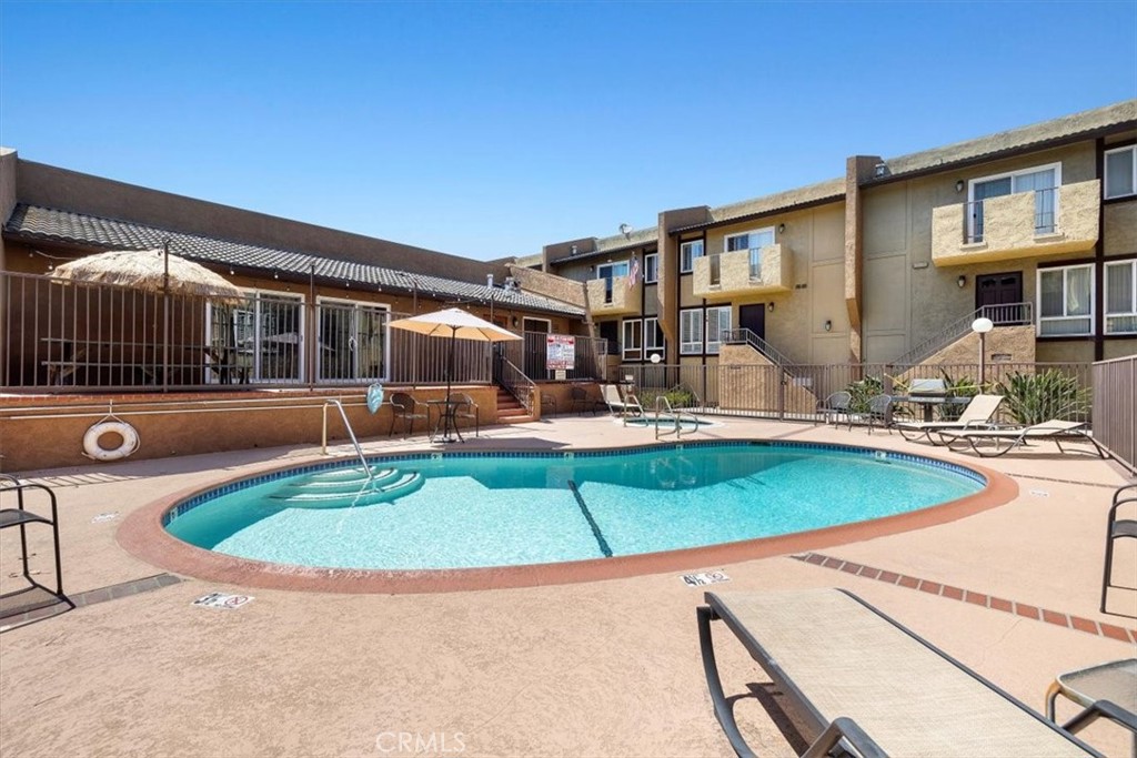 2254 Gaviota Avenue Unit: 34